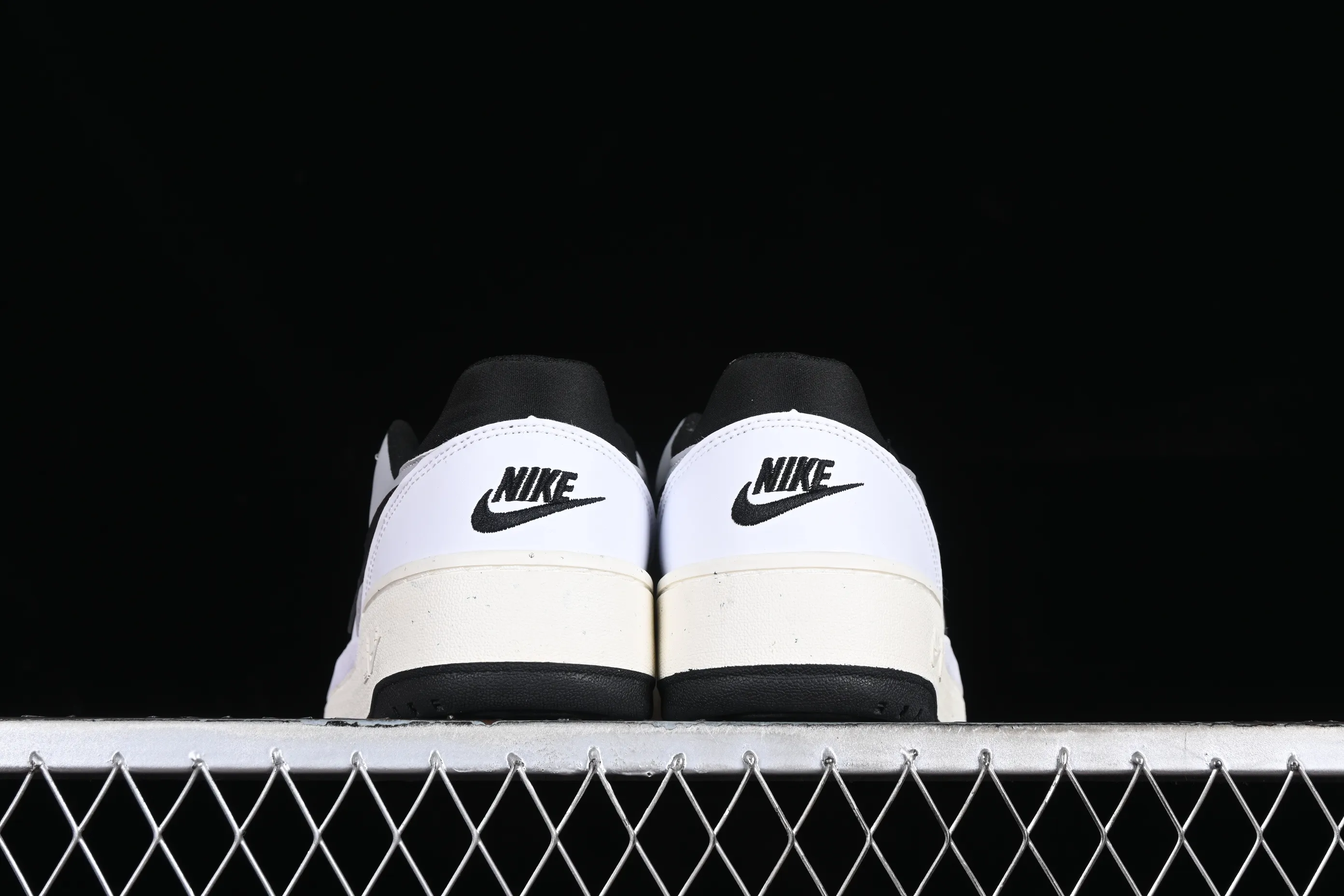 All Categories Nk SB Dunk Series Nk Air Alpha Force 88 Campus Shoes Nk Air Alpha Force 88 "Billie Eilish" Nike Campus Casual Shoes FB1362-101